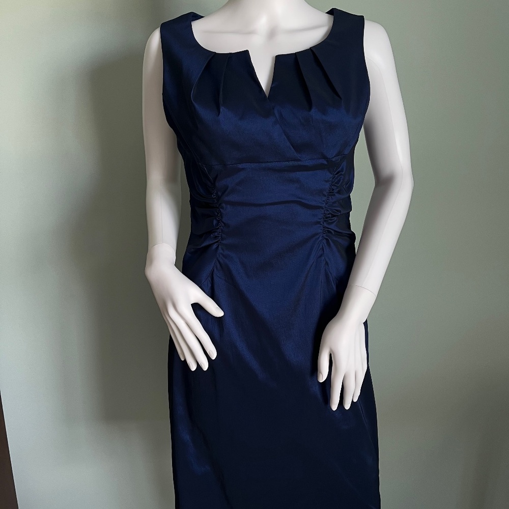 NWOT Adrianna Papell Royal Blue Shimmery Cocktail Dress 10
